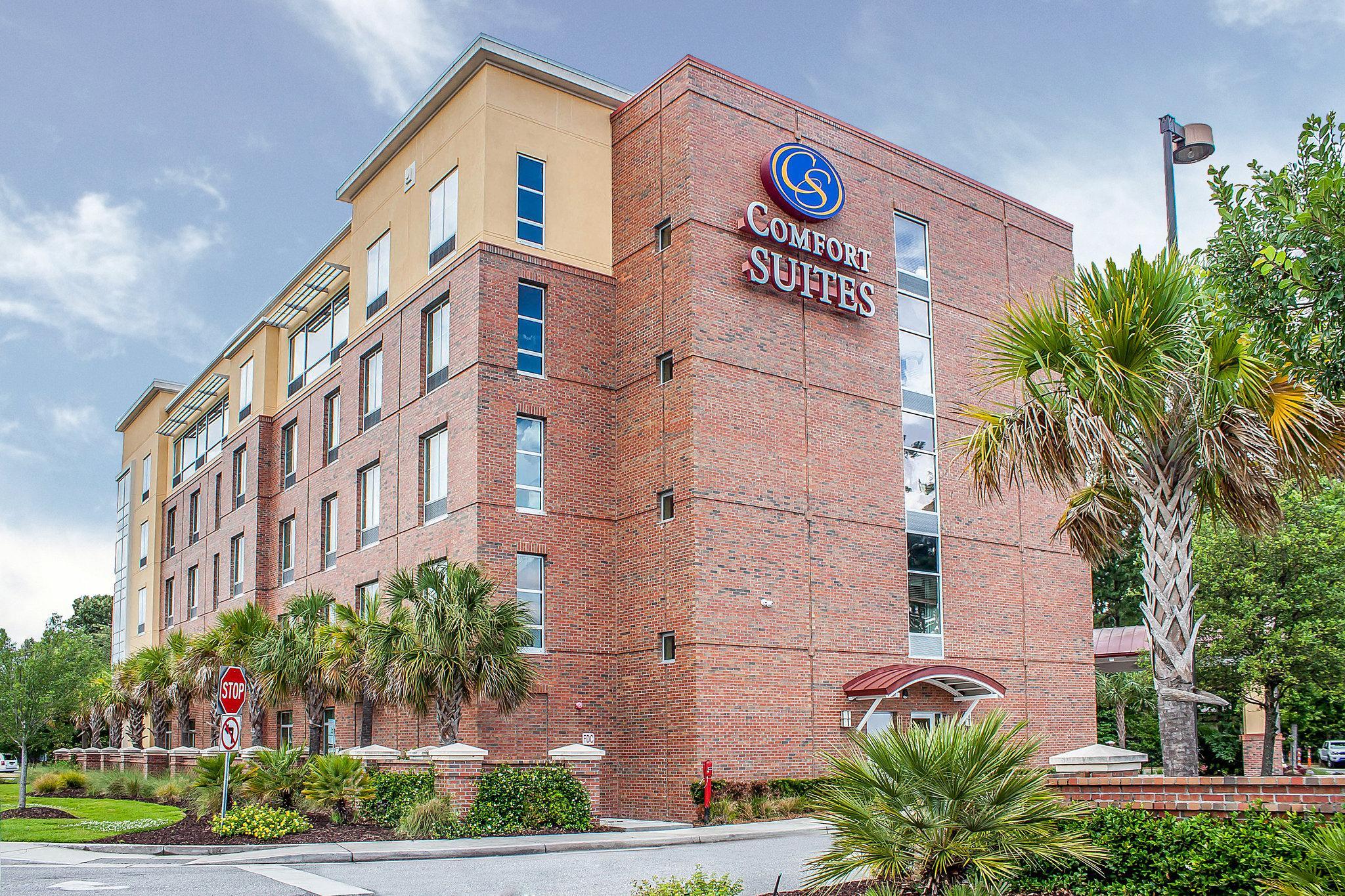 Comfort Suites Charleston West Ashley Bagian luar foto
