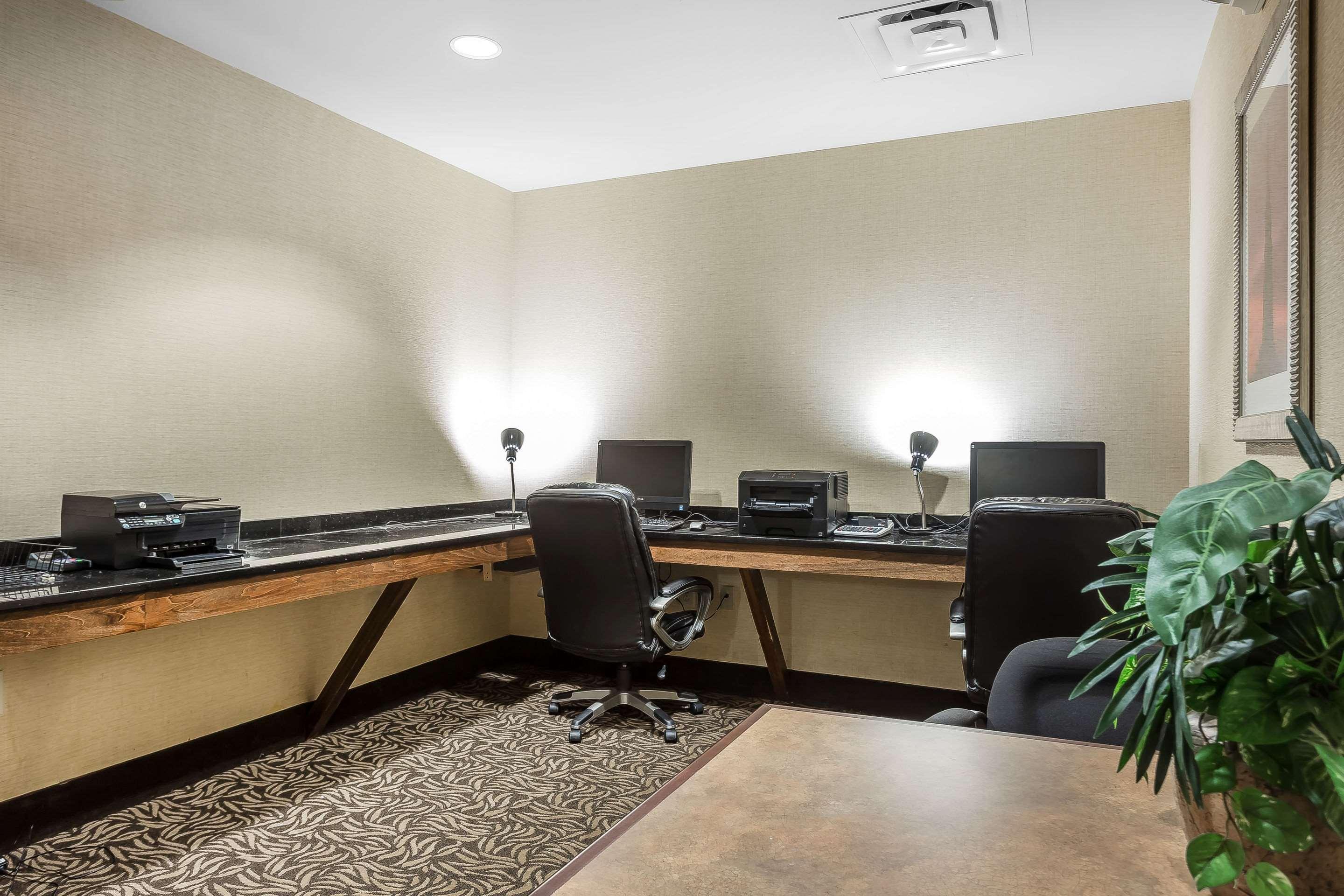 Comfort Suites Charleston West Ashley Bagian luar foto